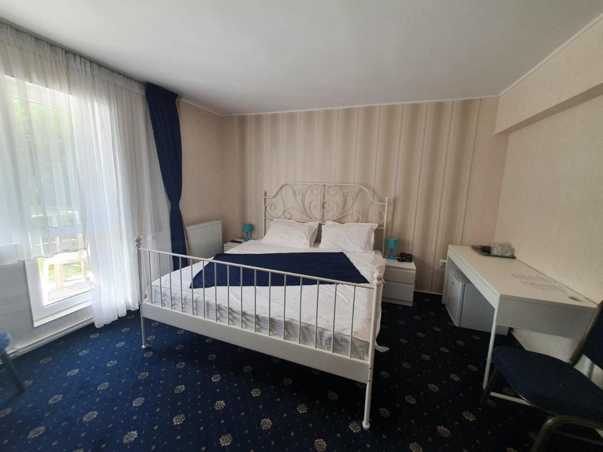 Hotel Green Palace Sinaia Luaran gambar