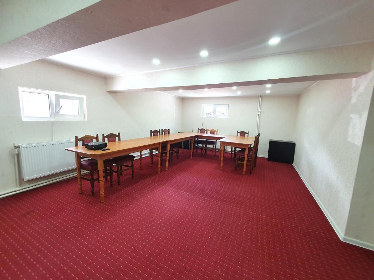 Hotel Green Palace Sinaia Luaran gambar