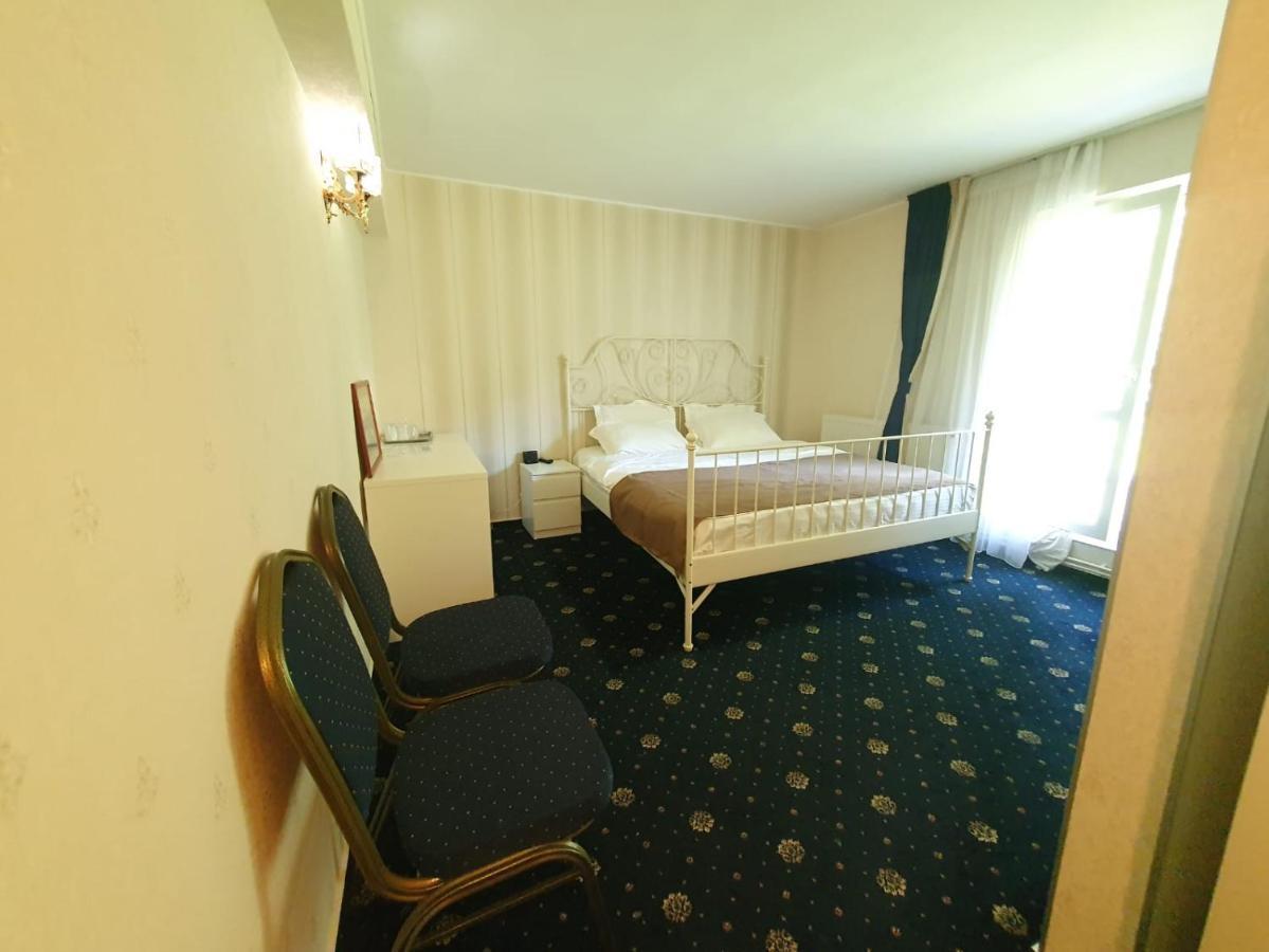 Hotel Green Palace Sinaia Luaran gambar