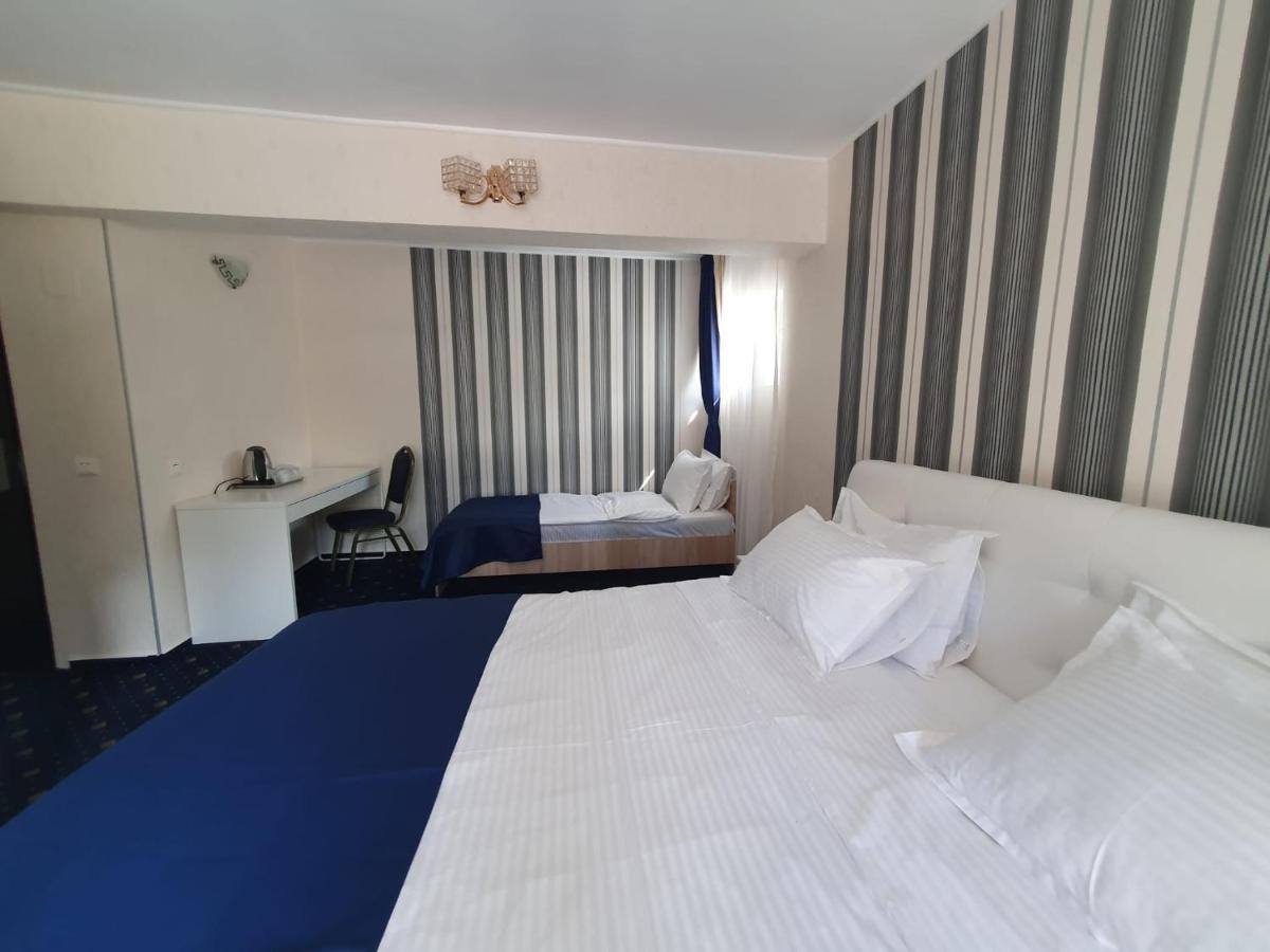 Hotel Green Palace Sinaia Luaran gambar